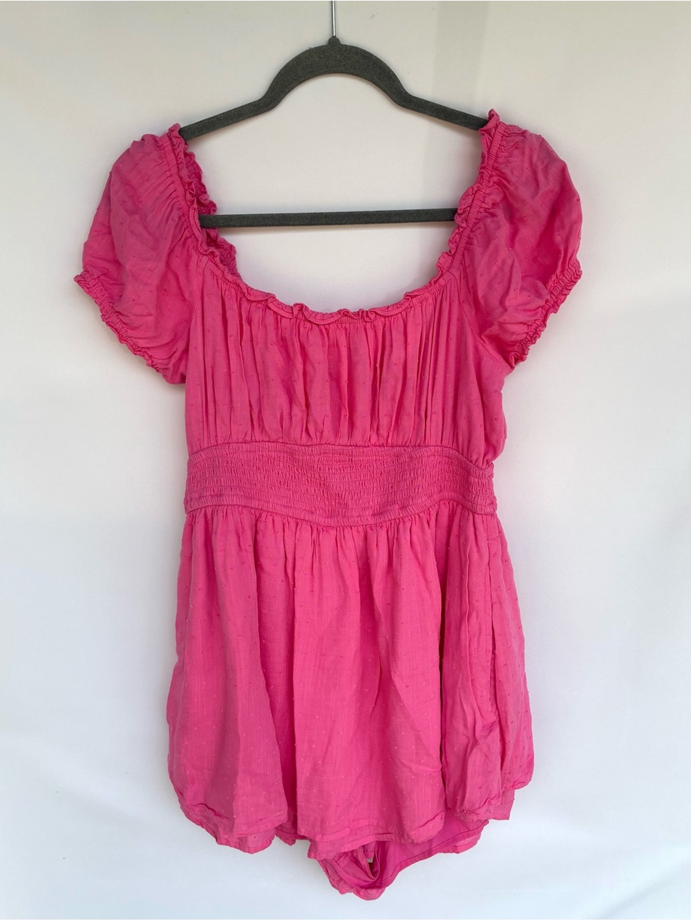 Hollister Pink Romper Dress XL Puff Sleeve Smocked Waist Skort